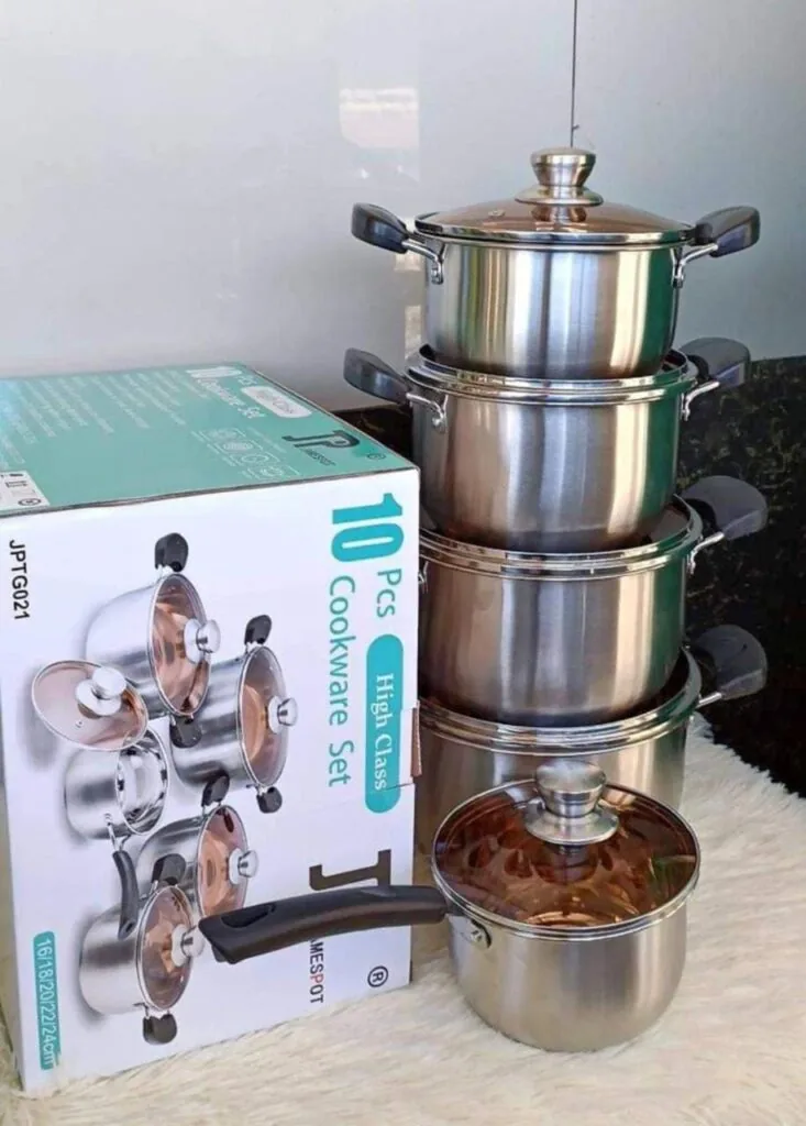 Cookware set stacked with box